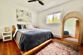 Miles Away Cottage with hot tub and fireplace - Image 4