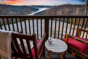 Private Cabin with Amazing Lake Views! - Image 3