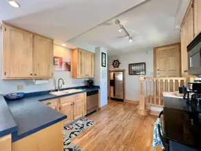 The Bodin-ski House - Image 3