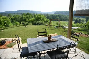 Amazing Views at this Cozy Retreat - Image 3