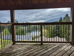 Crystal Hollows Lake View - Image 2