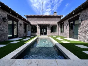 Vineyard Villa - Image 2
