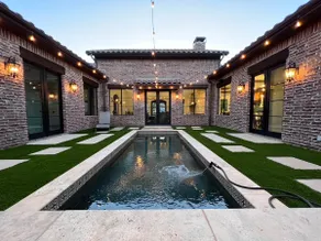 Vineyard Villa - Image 3