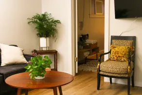 Vintage luxury 2 BR Fremont/Wallingford guesthouse - Image 4