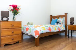 Home with easy access to CBD: Magill - Image 5
