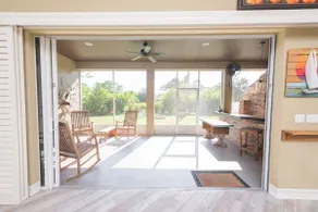 River view escape, sunsets near beach & rockets! - Image 4