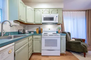 Canary Pointe-A popular getaway for 2! - Image 3