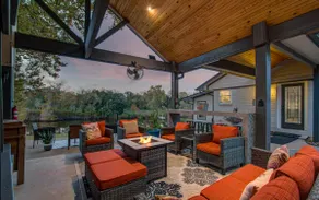 Brazoria Riverside Family Paradise! - Image 2