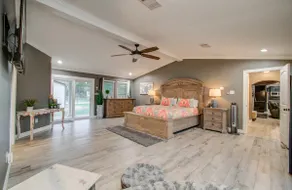 Brazoria Riverside Family Paradise! - Image 5