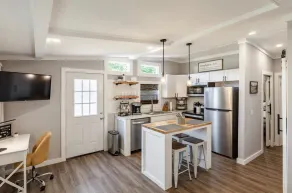 Madison 2BR • Cozy Stay + Gorgeous Views - Image 5
