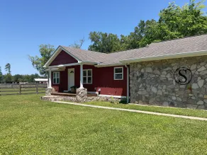Sullivan Farmhouse - Image 2