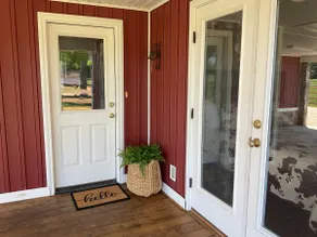 Sullivan Farmhouse - Image 4