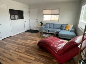 Contemporary 2 Bedrooms Super location - Image 2