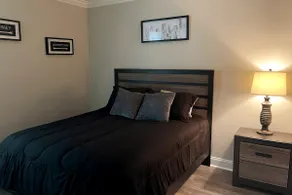 The *Zachary* Cozy Cottage! - Image 4