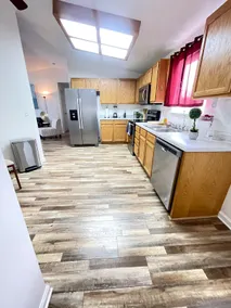 3-Bedroom, 2 bathroom residence! - Image 2