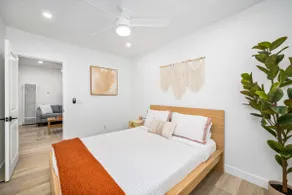 Stunning Remodeled Condo in Sunset Beach w/Parking - Image 3