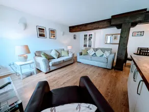 Cosy&Chic apartment by the Shore - Image 3