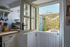 Chapel Cottage: Cotswolds Hidden Gem! - Image 2