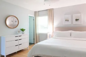 Wonderfully Comfy Athens Abode - Image 3
