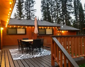 Creekside Cabin w/ Sauna/Gym For Kananaskis Escape - Image 2