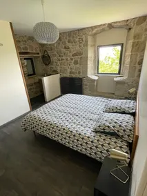 Stone House with Exceptional View – 8 People - Image 3