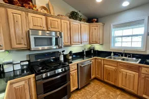 Sweet Retreat, Cozy! 3 Bdrm, 2 Bath Home - Image 2