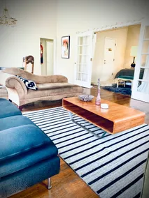 Best Location Artist’s Loft + Free Parking - Image 3