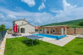 Villa Lavanda, a luxury Villa with Private Pool, 2km to Beach - Image 4