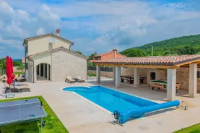 Villa Lavanda, a luxury Villa with Private Pool, 2km to Beach - Image 5