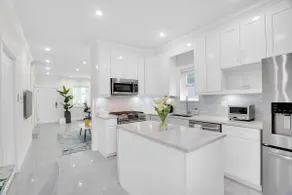 Free Parking | Family Friendly | 15 Mins Downtown - Image 2