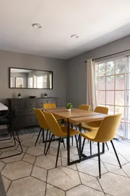 Entire Home - Hidden Gem - Image 2