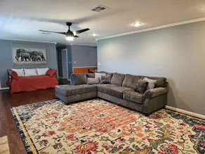 Fredericksburg - Country Living - Image 2