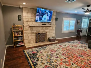 Fredericksburg - Country Living - Image 3