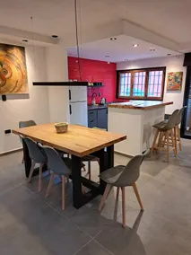 Modern 2-bedroom apartment. - Image 1