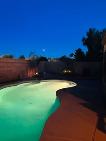 Modern 3bed 2bath plus den home with amazing pool - Image 4