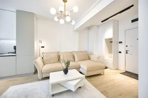 Infinity Everglow Apartment Spa&Pool Beach Resort-parking - Image 3