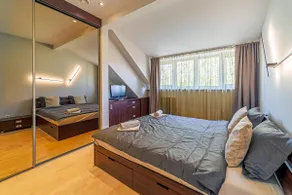 Grand Apt w/ air conditioning - Image 5