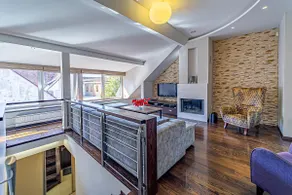 Grand Apt w/ air conditioning - Image 3