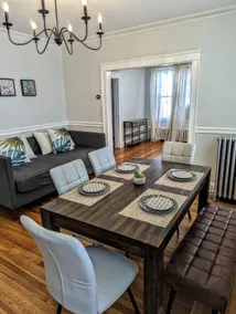 Sunny 2br appt close to Boston/Airport/Beaches. - Image 2