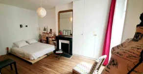 Quiet bright loft, 5 min from Gare de L'Est&Nord - Image 3