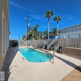 Beach Condo Oasis! - Image 4