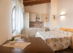 Elegant studio apartment for two a few kilometers from Assisi - Image 3