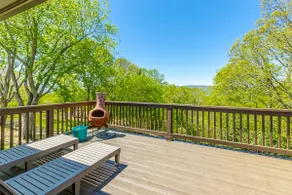 Lookout Mtn View! Steam shower + fenced yard - Image 2