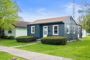 Mid-Ave House - Image 5