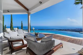 Luxury Marbella Spa Resort Seaview - Image 4
