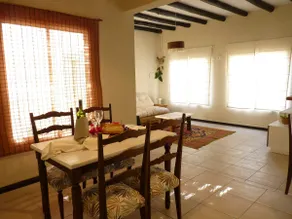 Cozy house, great location - Image 2