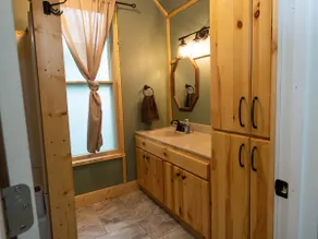 The 8th Ave Bungalow - Image 2