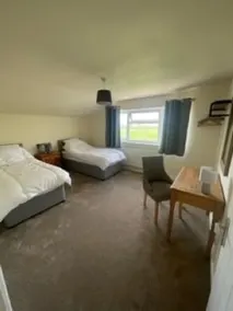 Brookside cottage - Image 2
