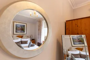 Struan House - central Pitlochry - Image 5