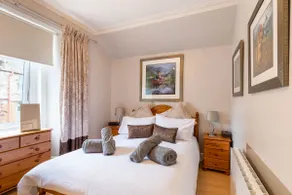 Struan House - central Pitlochry - Image 4